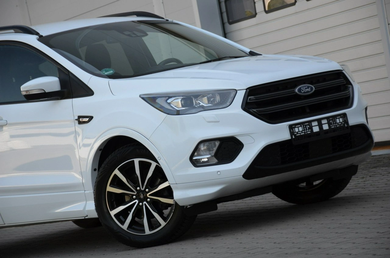 Ford Kuga - Zdjęcie 15