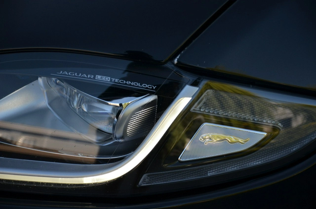 Jaguar XJ - Zdjęcie 23