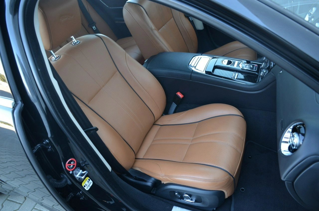 Jaguar XJ - Zdjęcie 38