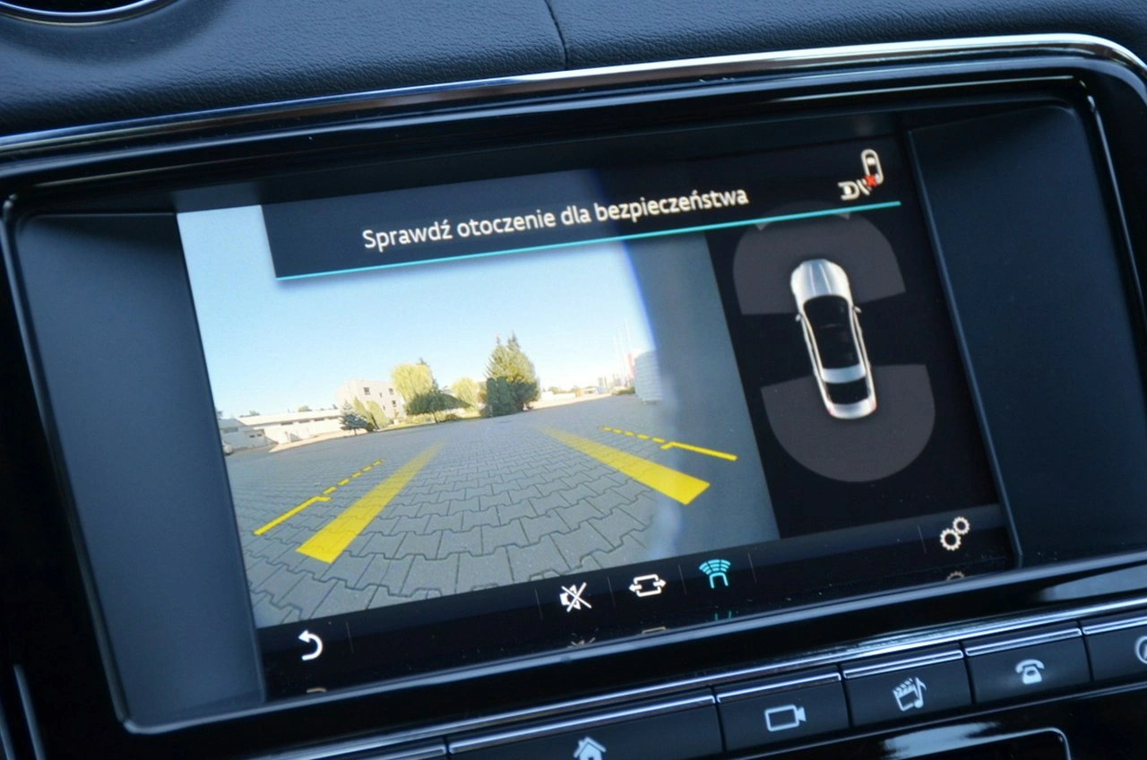 Jaguar XJ - Zdjęcie 47