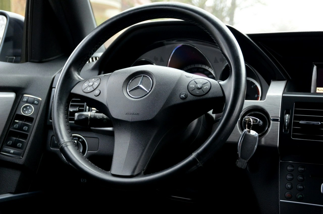 Mercedes GLK 220 - Zdjęcie 30