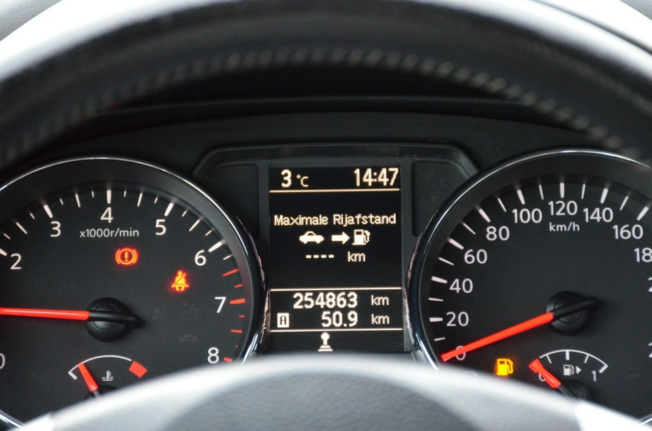 Nissan Qashqai - Zdjęcie 32