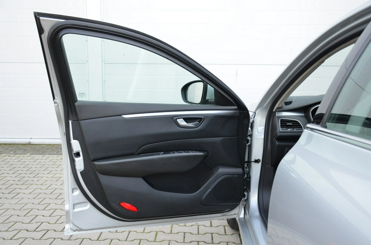 Renault Talisman - Zdjęcie 21