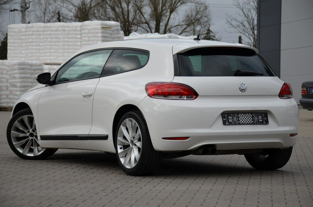 Volkswagen Scirocco - Zdjęcie 9