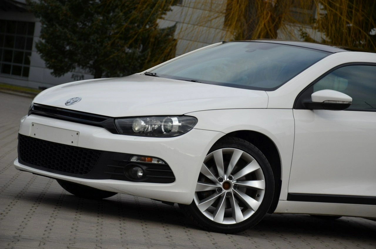 Volkswagen Scirocco - Zdjęcie 14