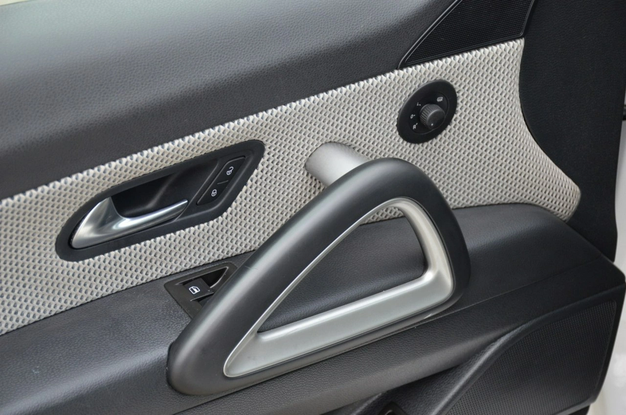 Volkswagen Scirocco - Zdjęcie 19