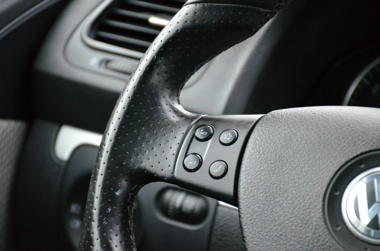 Volkswagen Scirocco - Zdjęcie 29