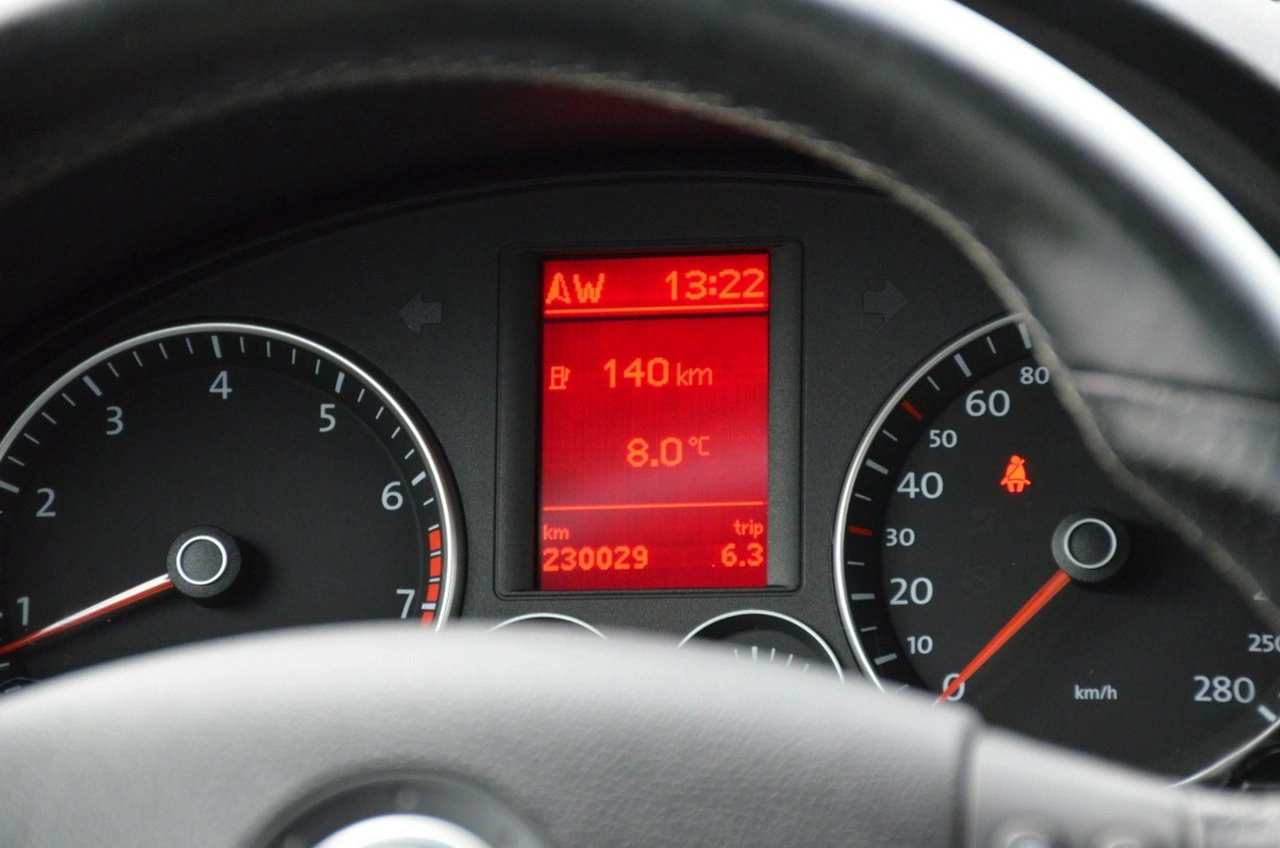 Volkswagen Scirocco - Zdjęcie 34