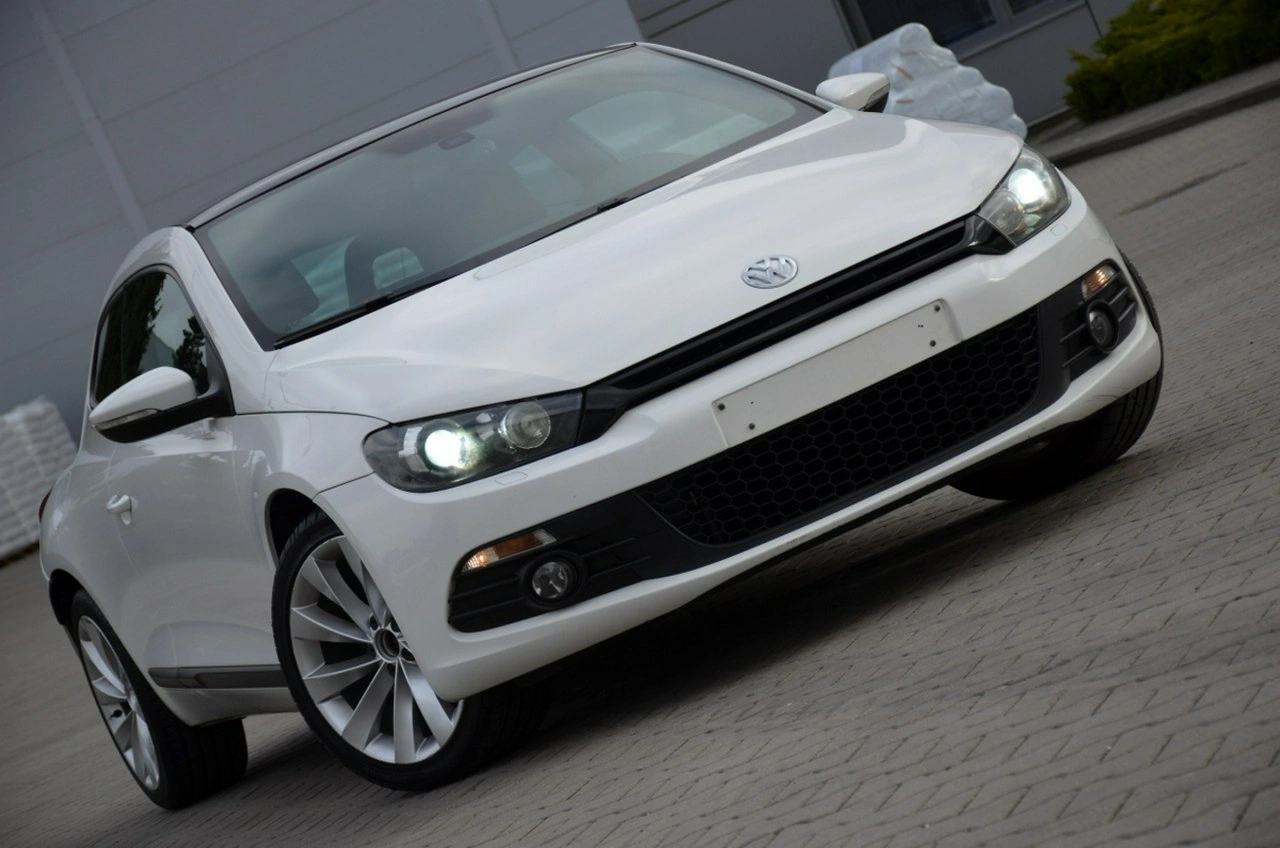 Volkswagen Scirocco - Zdjęcie 36