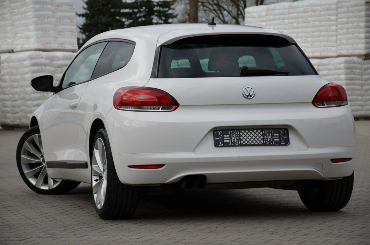 Volkswagen Scirocco - Zdjęcie 8