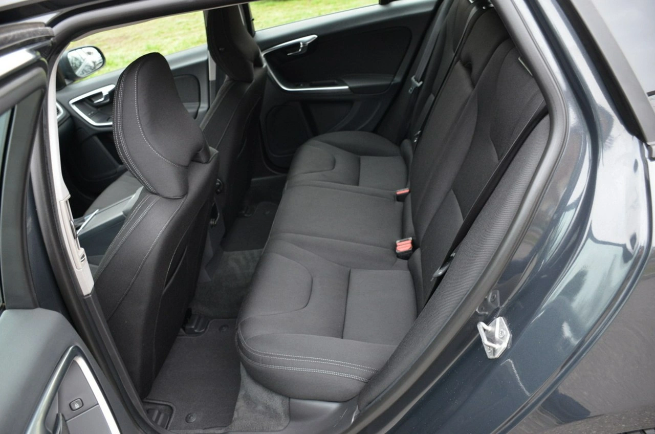 Volvo V60 - Zdjęcie 18