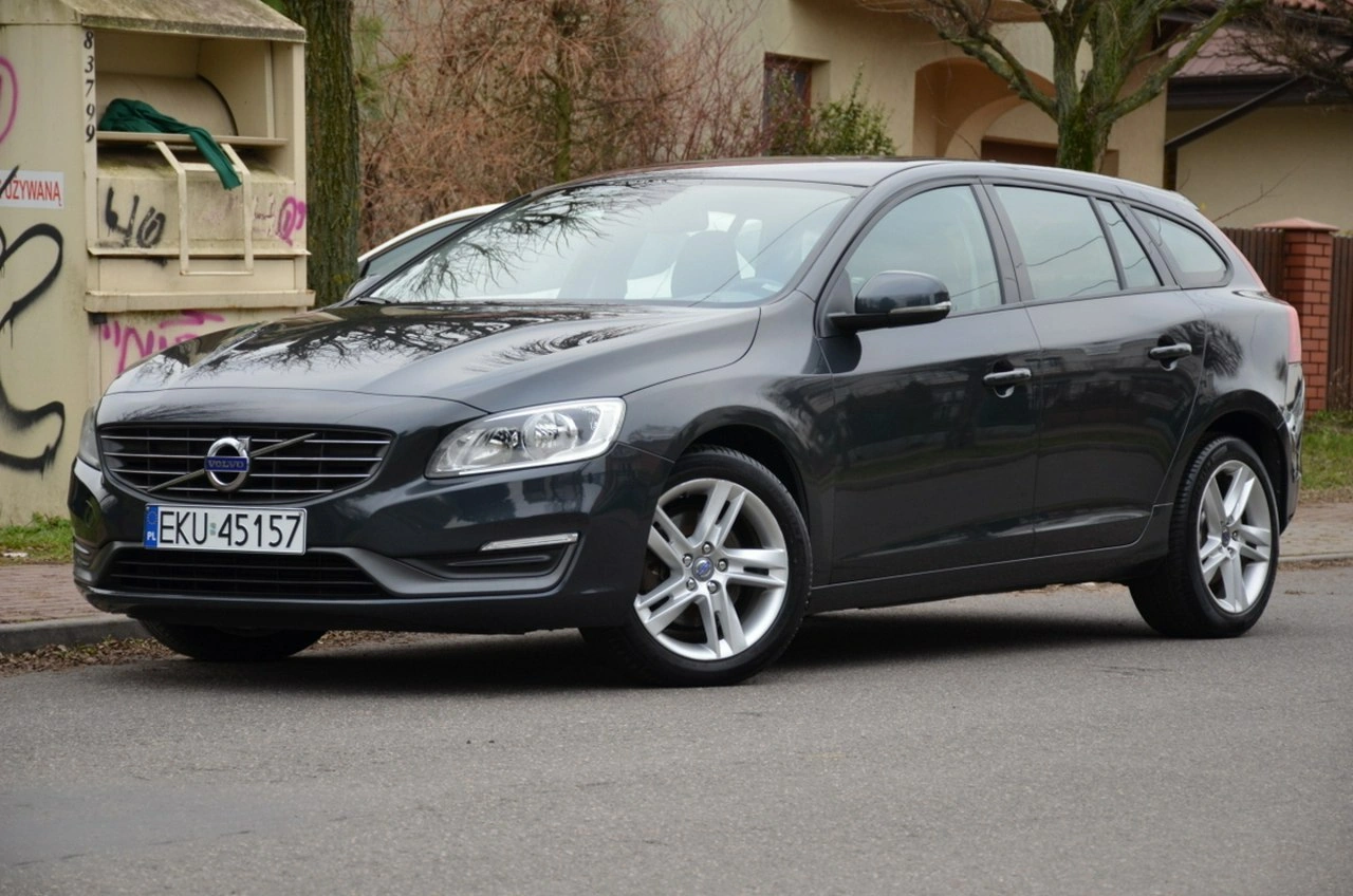 Volvo V60 - Zdjęcie 2