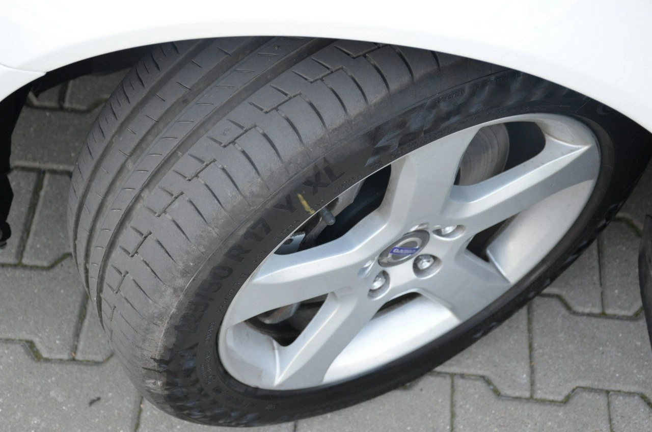 Volvo V70 - Zdjęcie 13