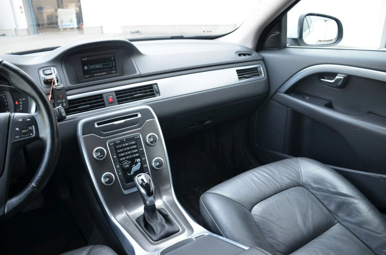 Volvo V70 - Zdjęcie 30
