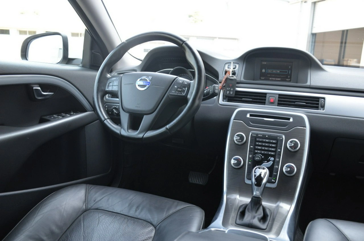 Volvo V70 - Zdjęcie 31