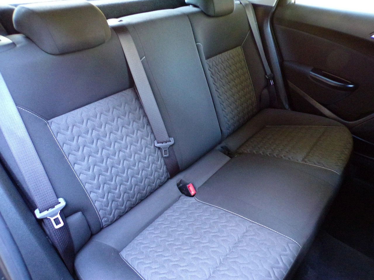 Opel Astra - Zdjęcie 28