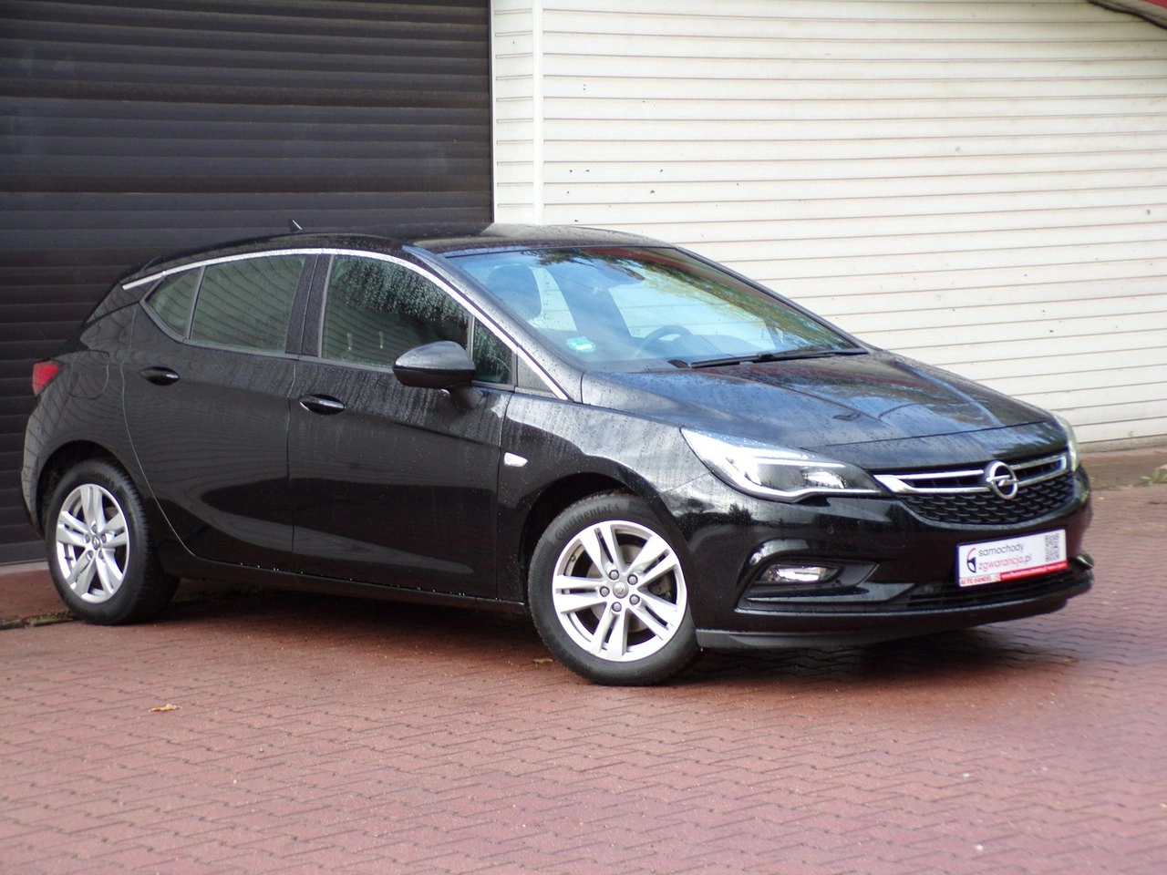 Opel Astra - Zdjęcie 1