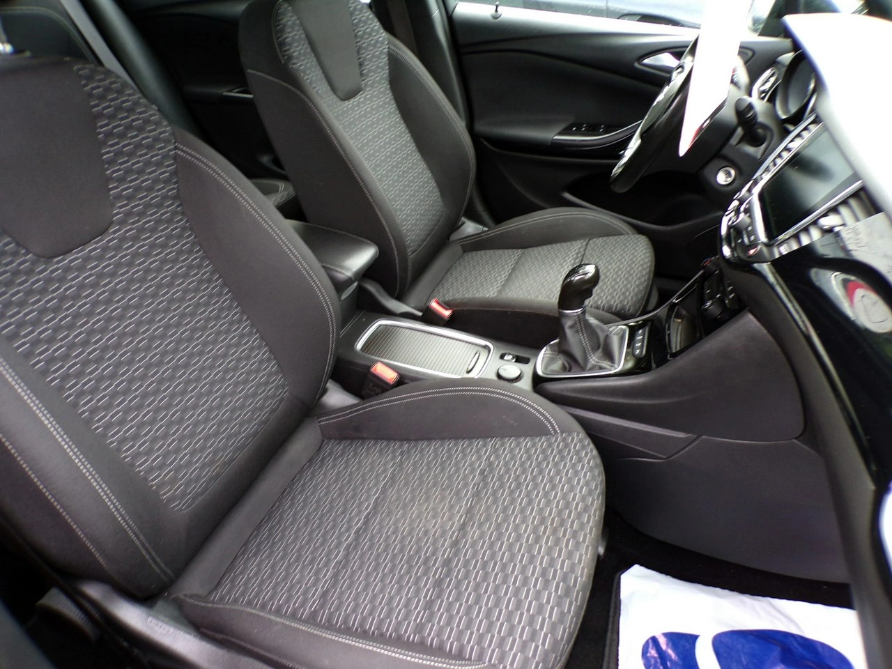 Opel Astra - Zdjęcie 24