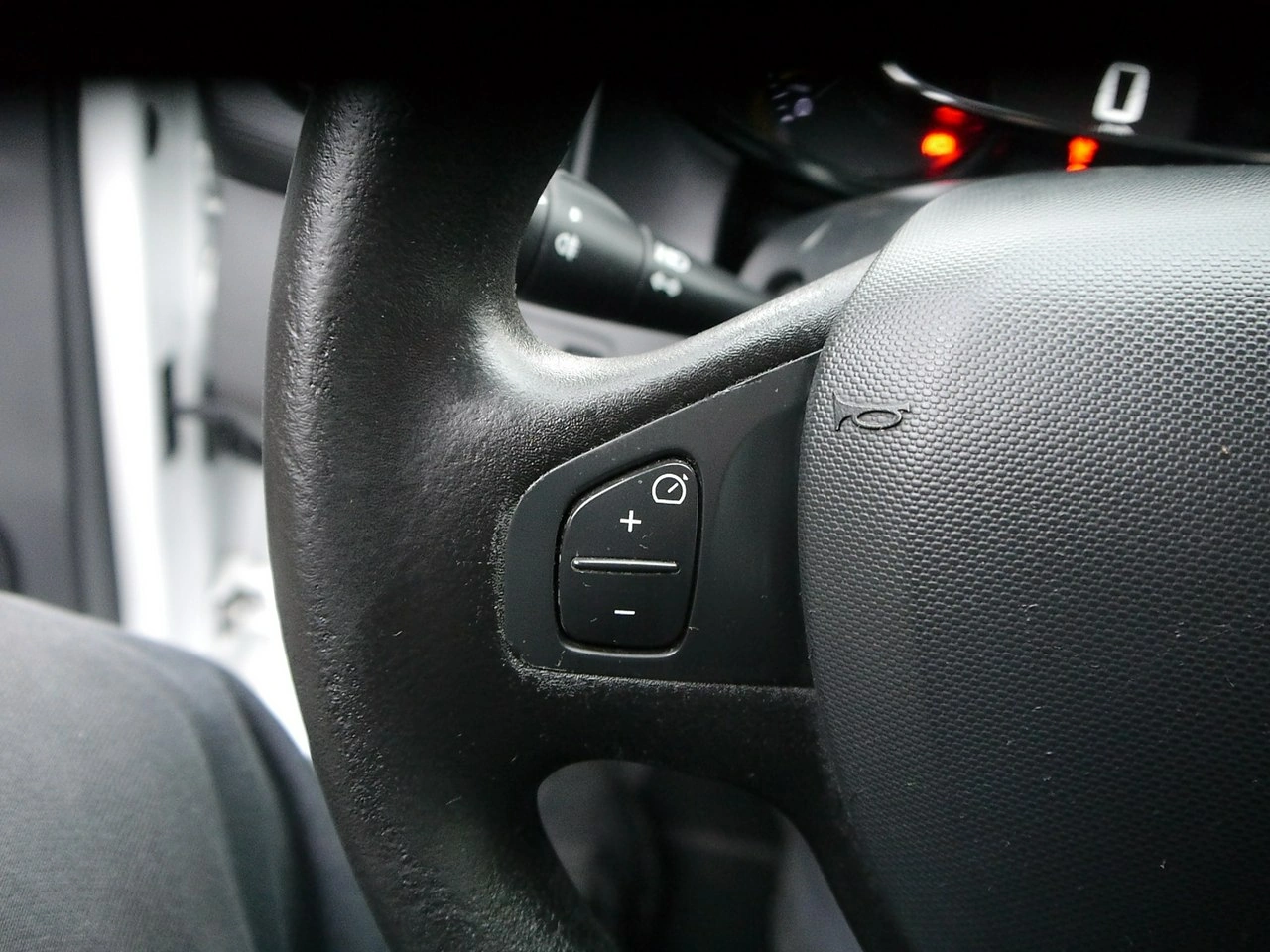 Renault Clio - Zdjęcie 28