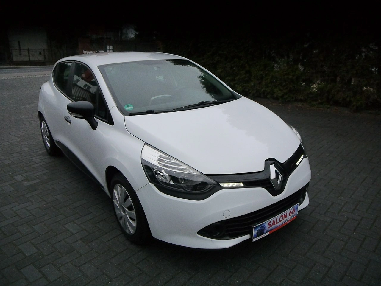 Renault Clio - Zdjęcie 2
