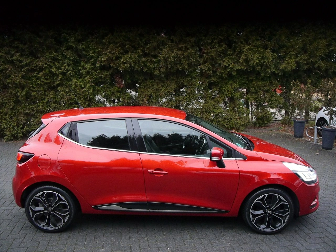 Renault Clio - Zdjęcie 10