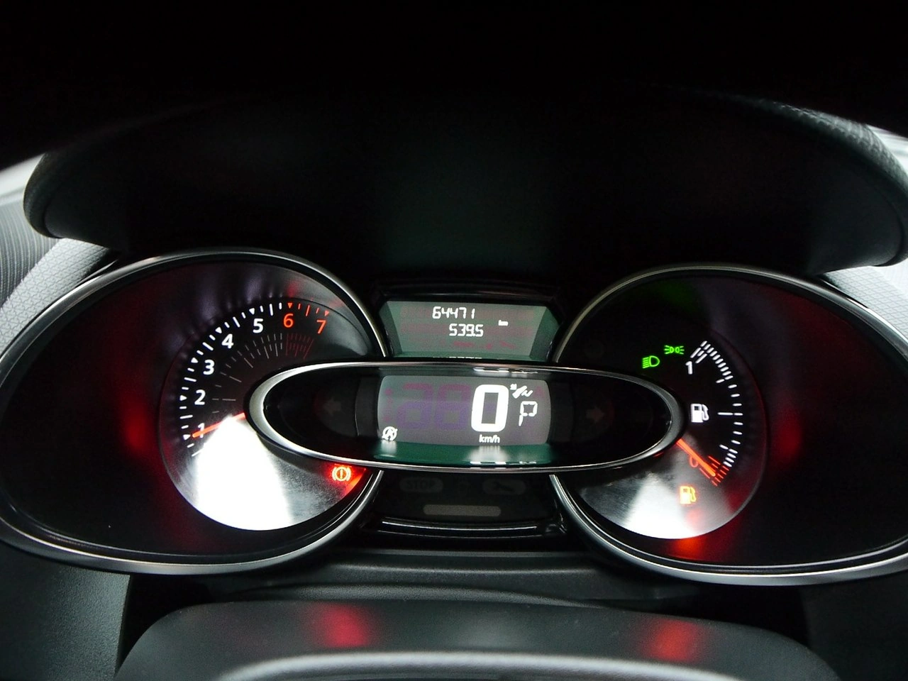 Renault Clio - Zdjęcie 16