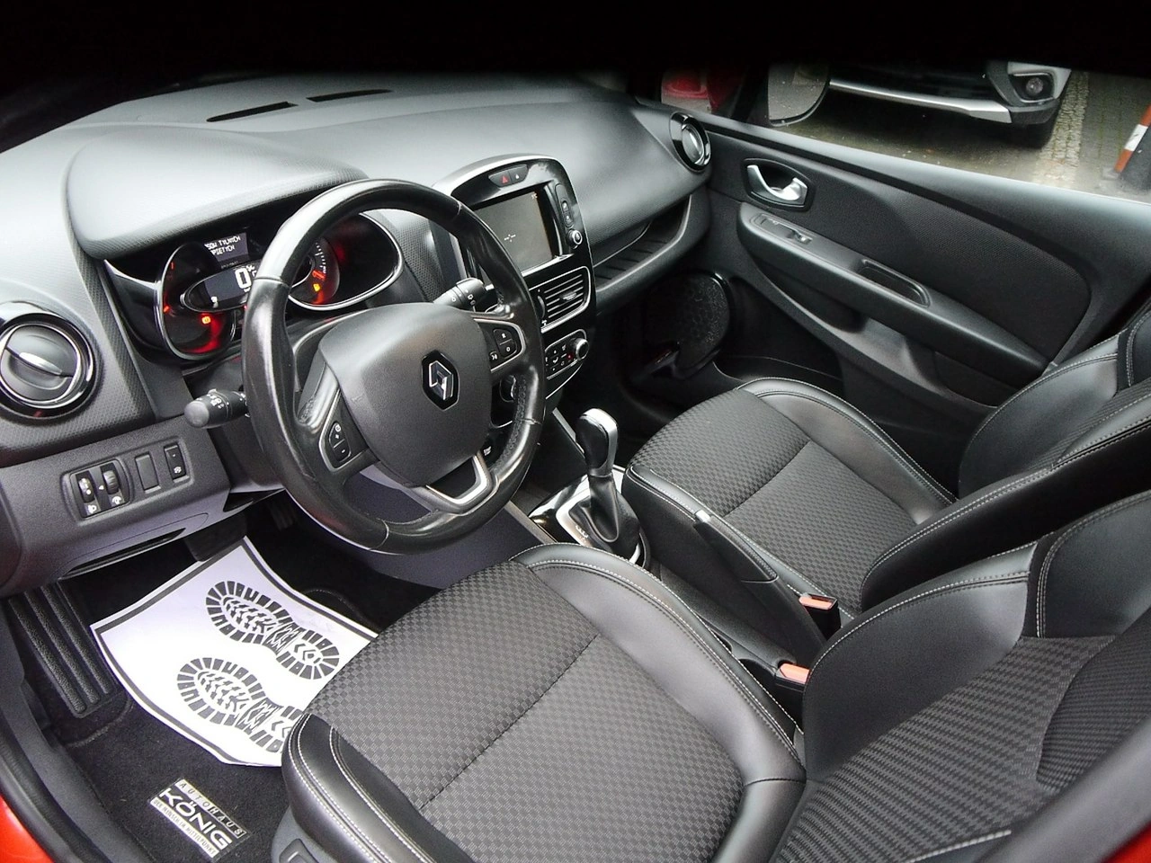 Renault Clio - Zdjęcie 27