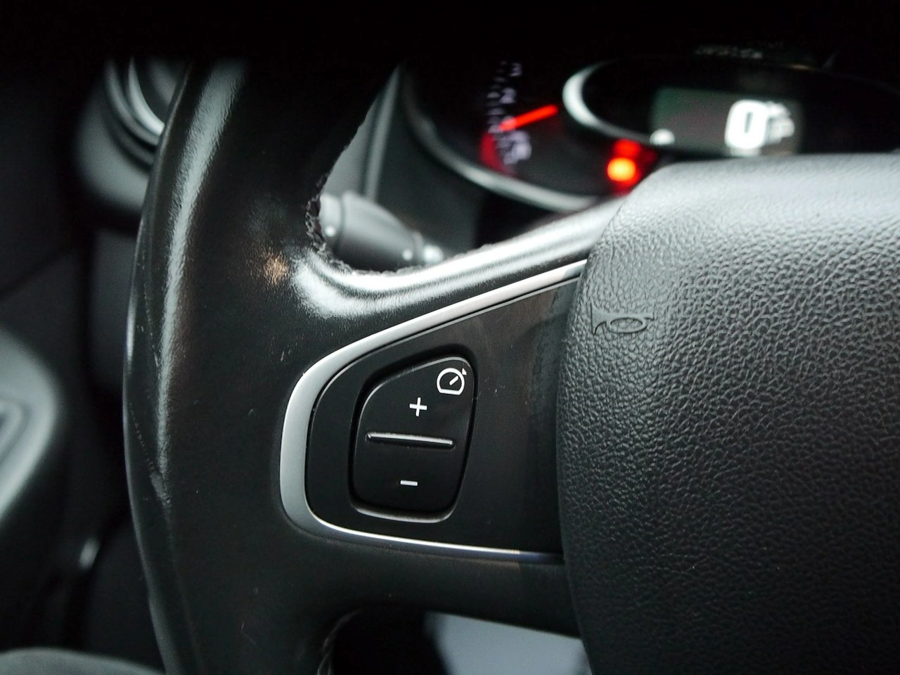 Renault Clio - Zdjęcie 34