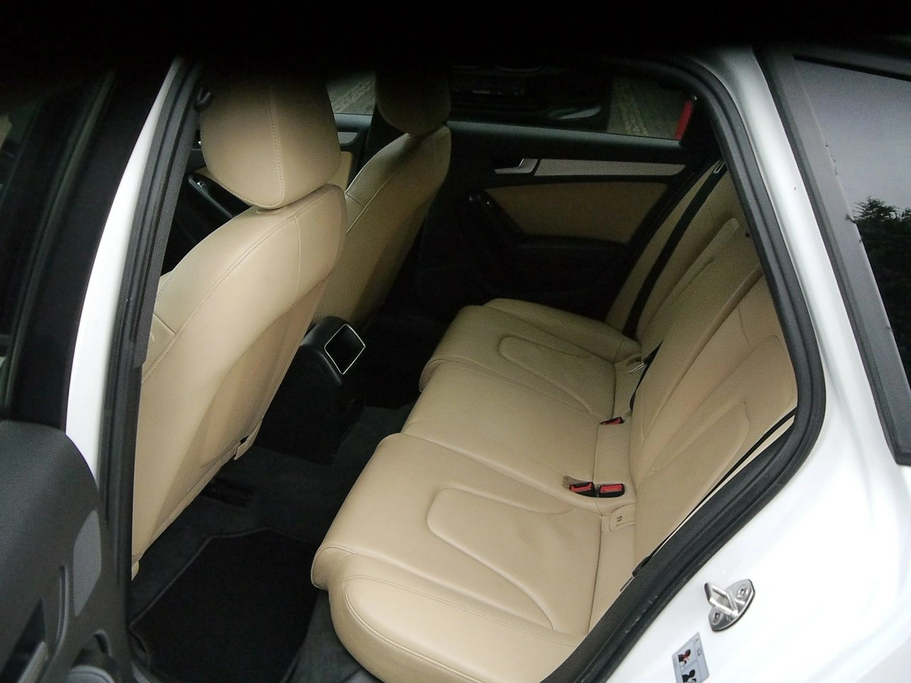 Audi A4 - Zdjęcie 24