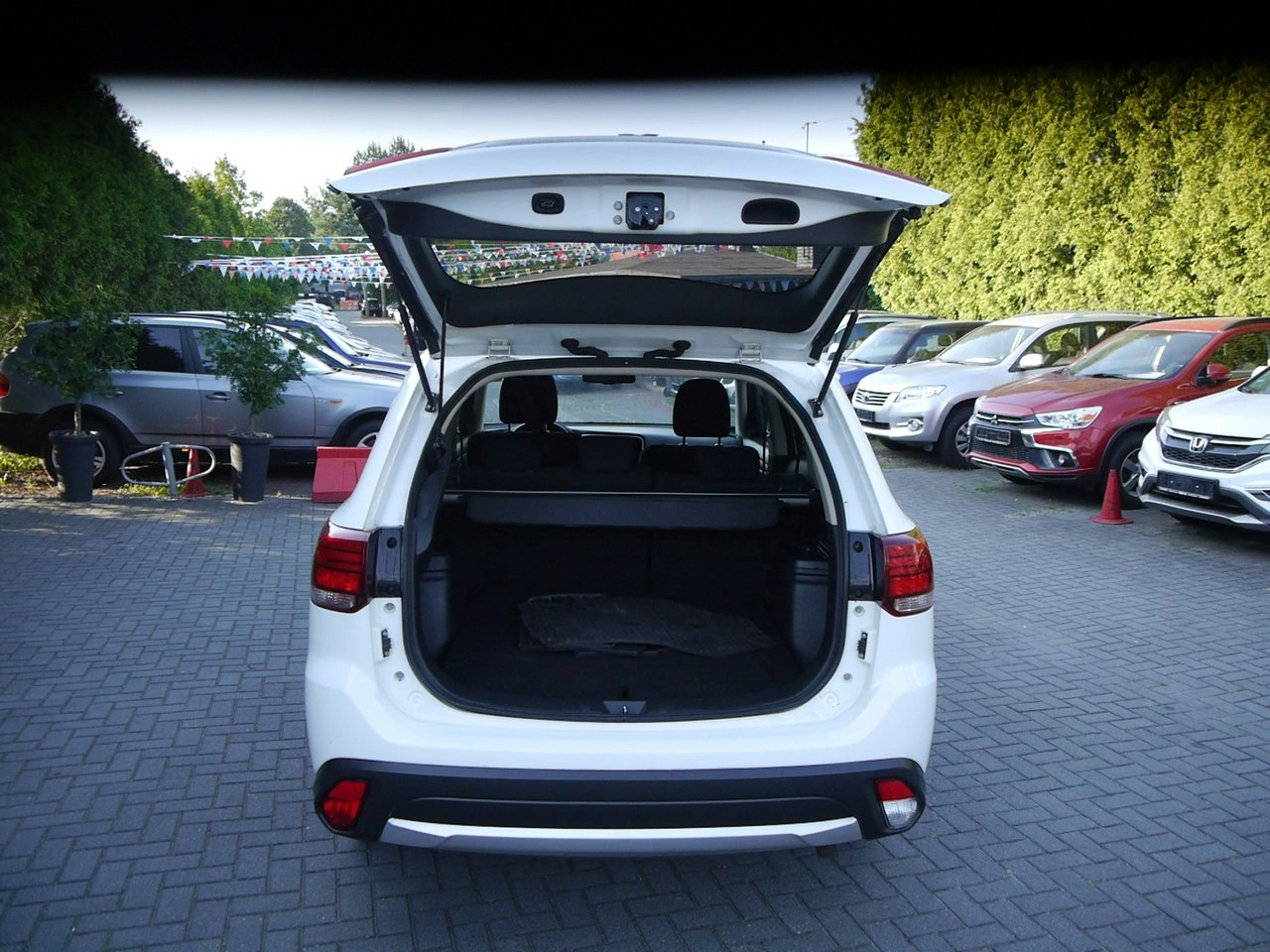 Mitsubishi Outlander - Zdjęcie 13