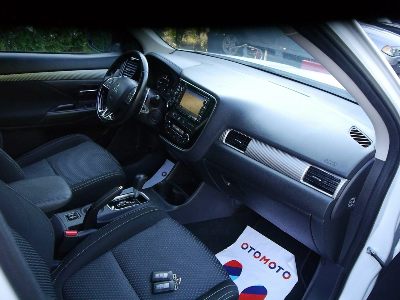 Mitsubishi Outlander - Zdjęcie 25