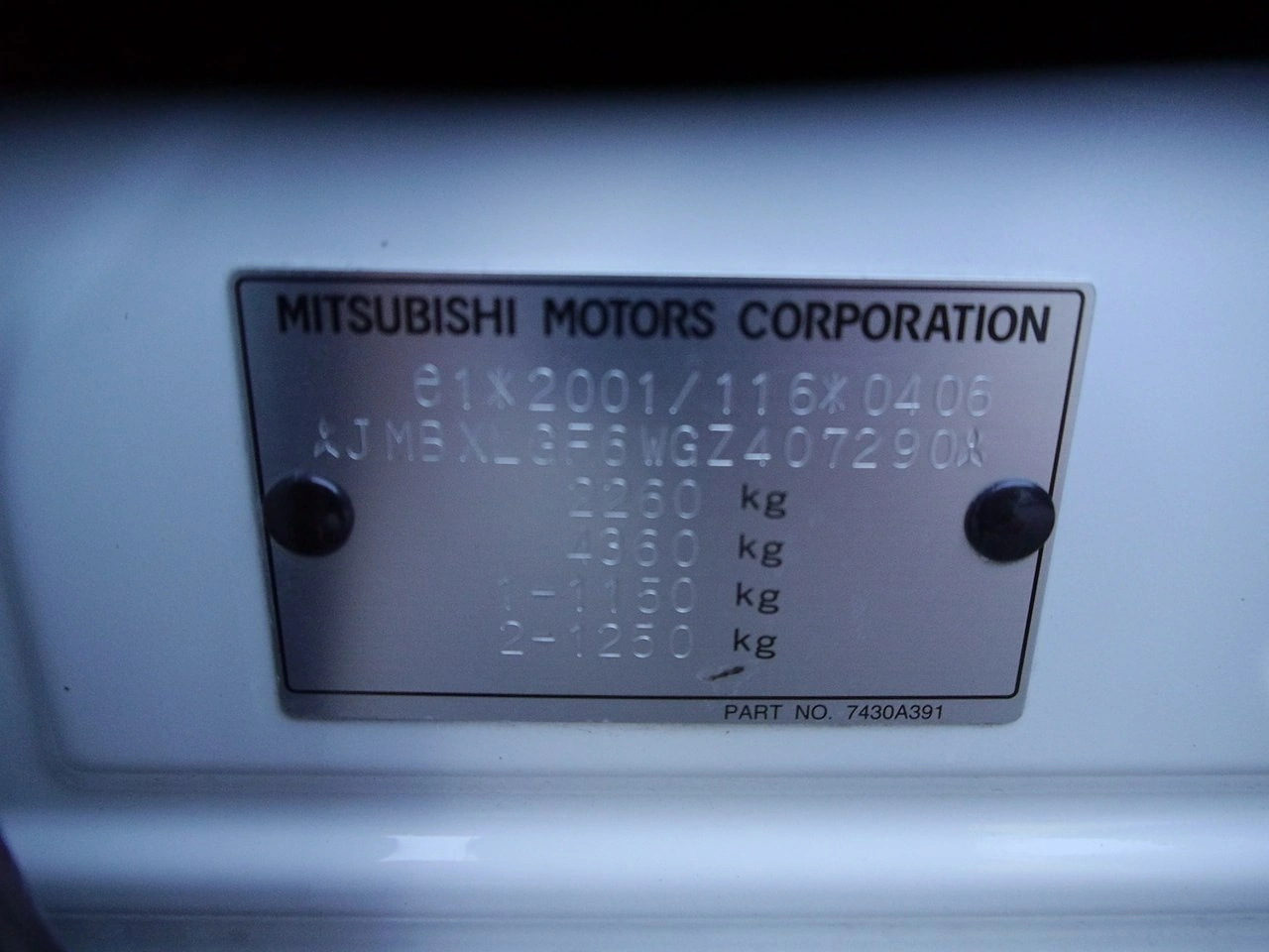 Mitsubishi Outlander - Zdjęcie 37