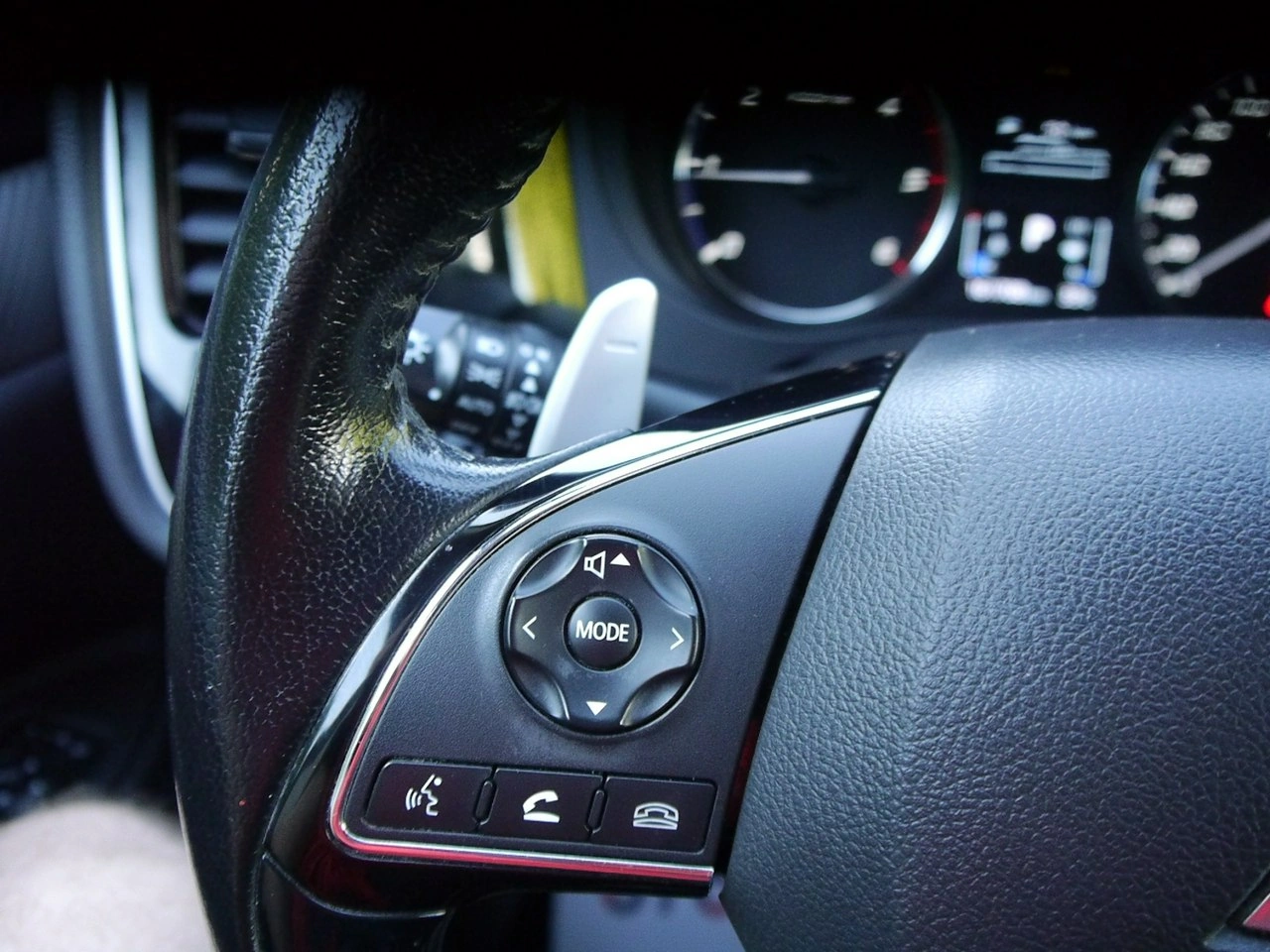 Mitsubishi Outlander - Zdjęcie 31