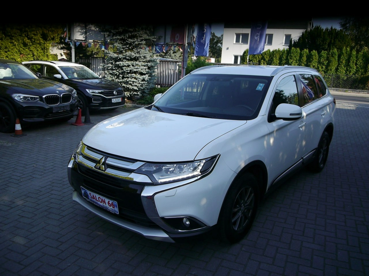 Mitsubishi Outlander - Zdjęcie 2