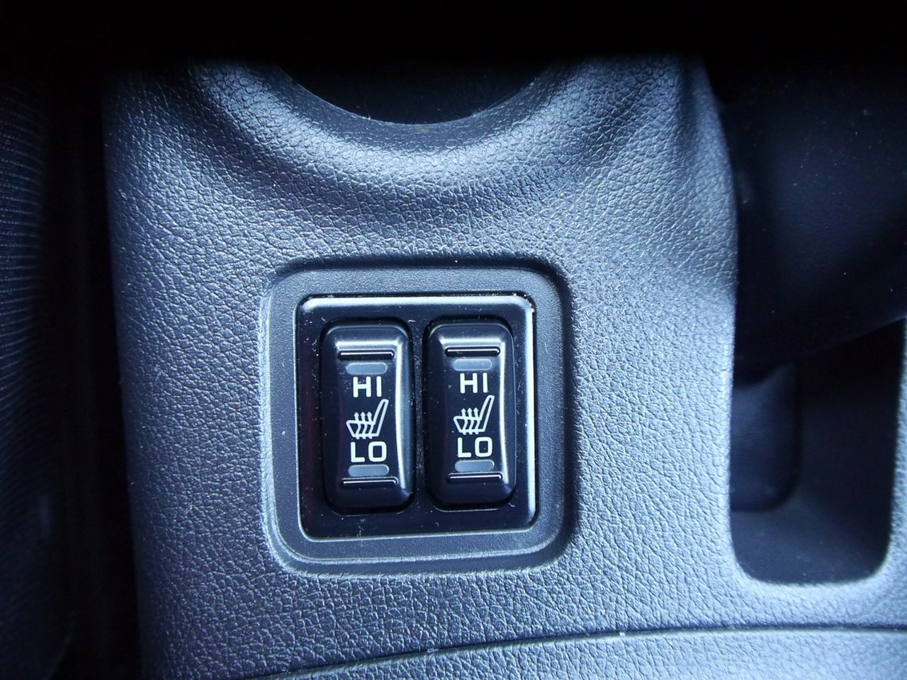 Mitsubishi Outlander - Zdjęcie 24