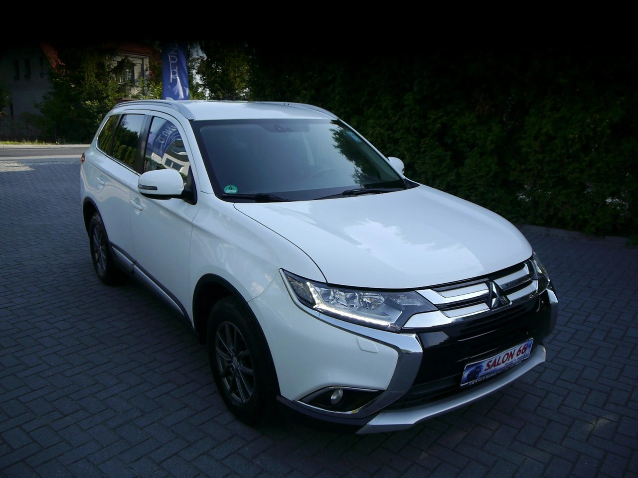 Mitsubishi Outlander - Zdjęcie 3