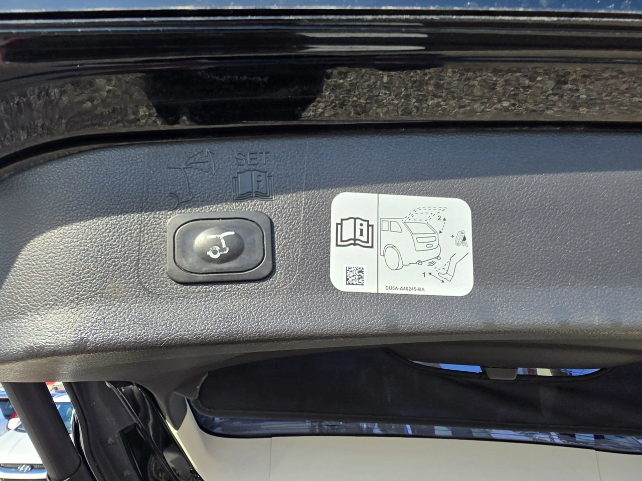 Ford Kuga - Zdjęcie 18