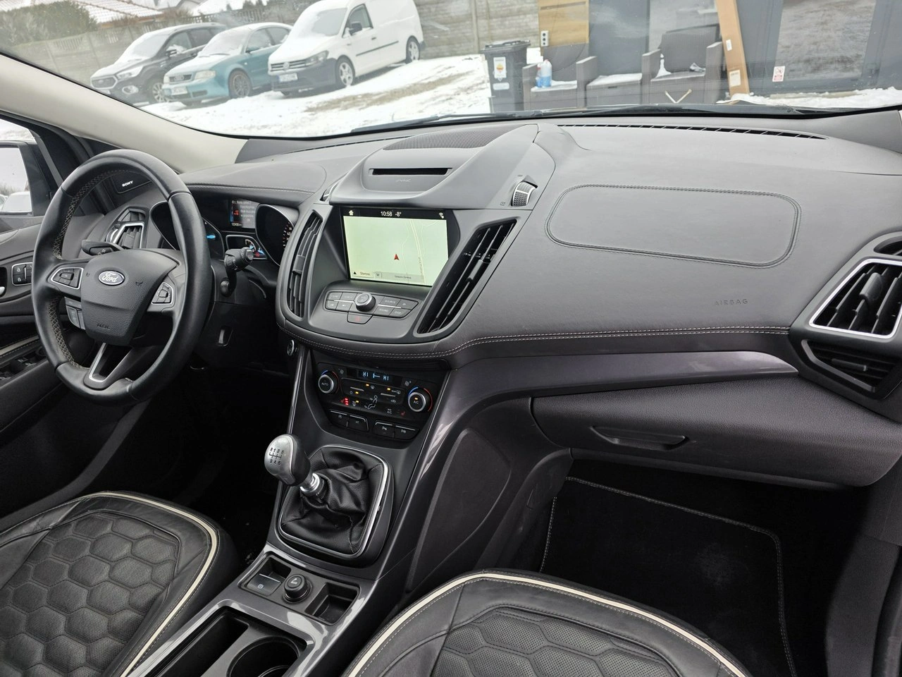 Ford Kuga - Zdjęcie 27