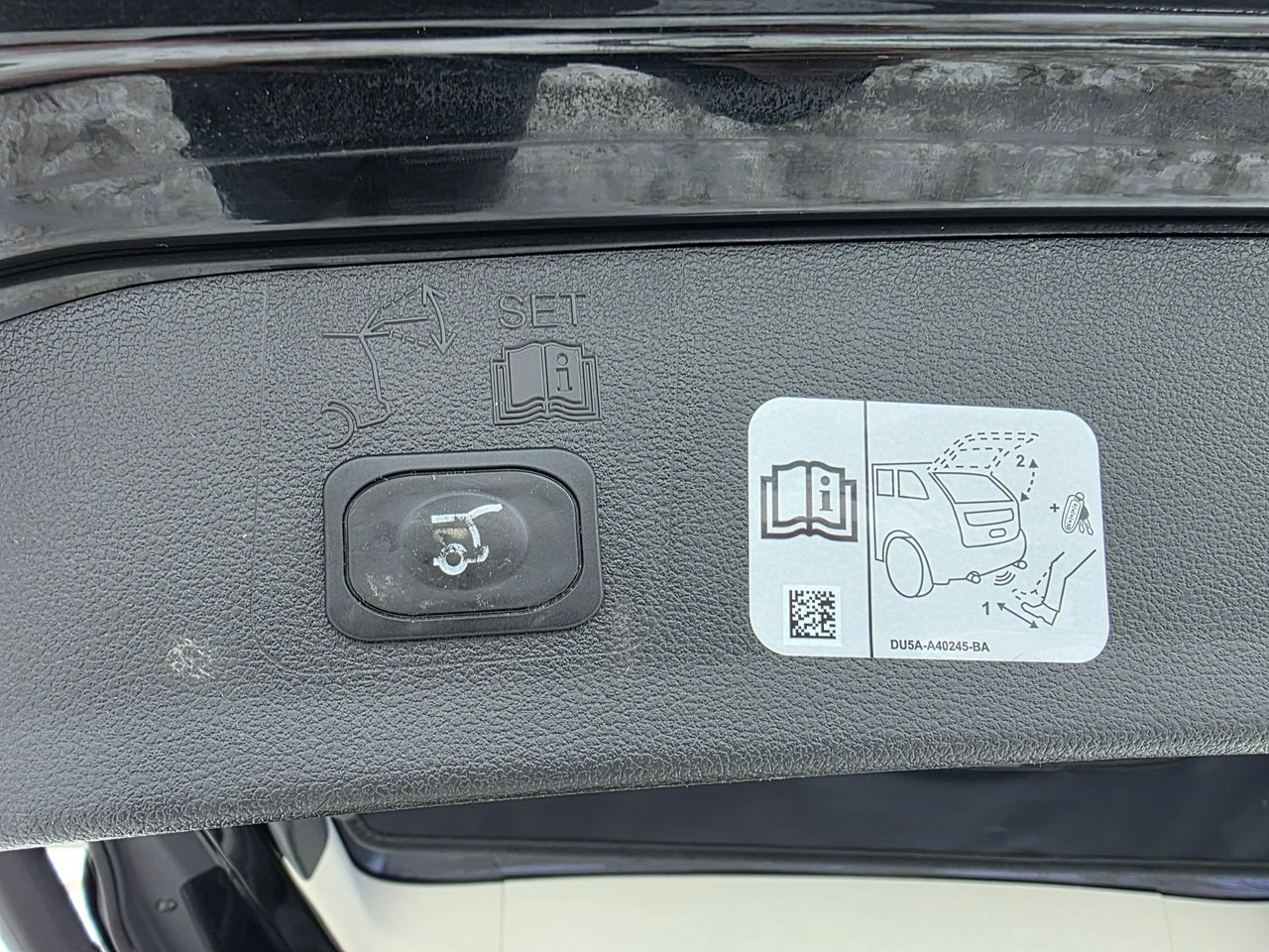 Ford Kuga - Zdjęcie 30