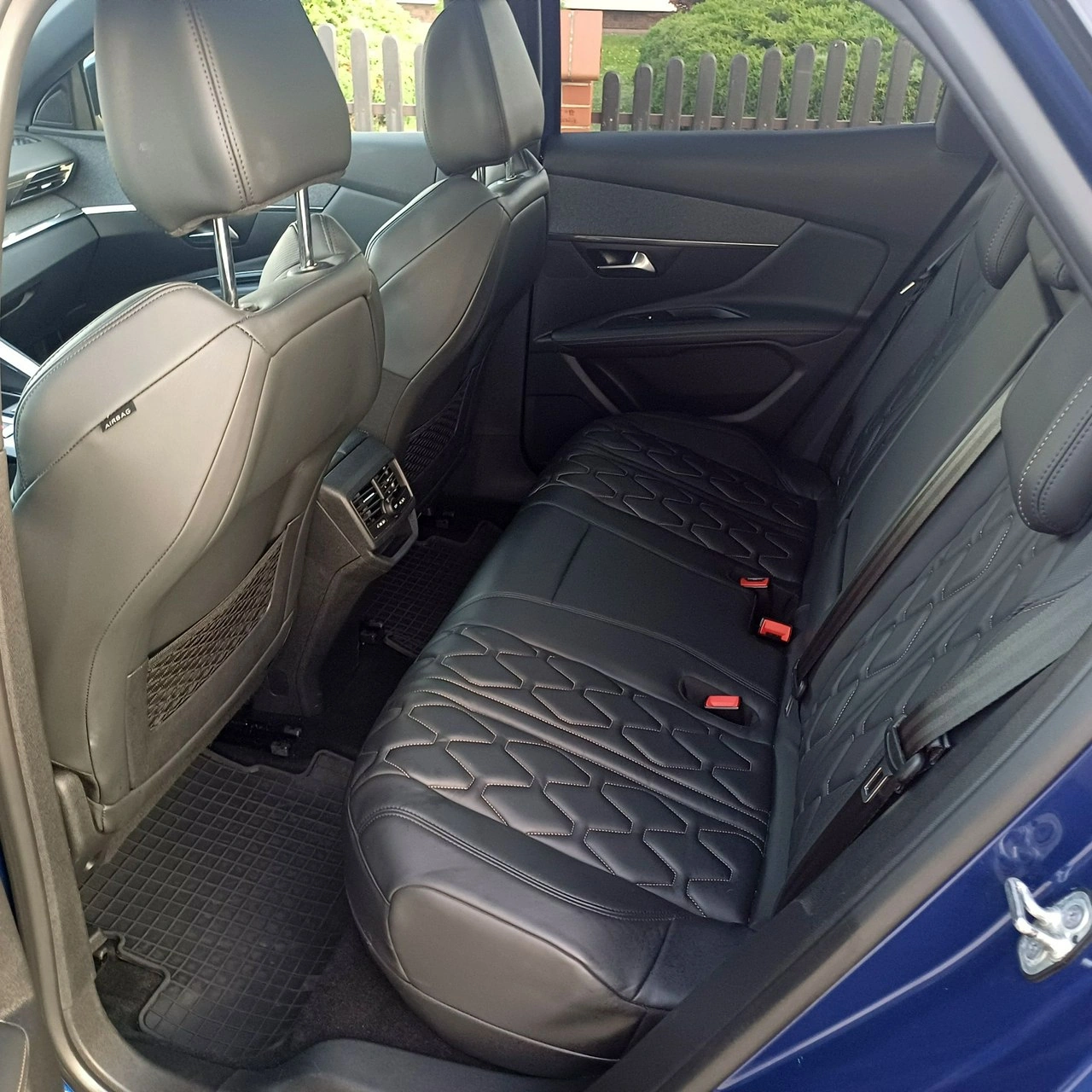 Peugeot 3008 - Zdjęcie 11