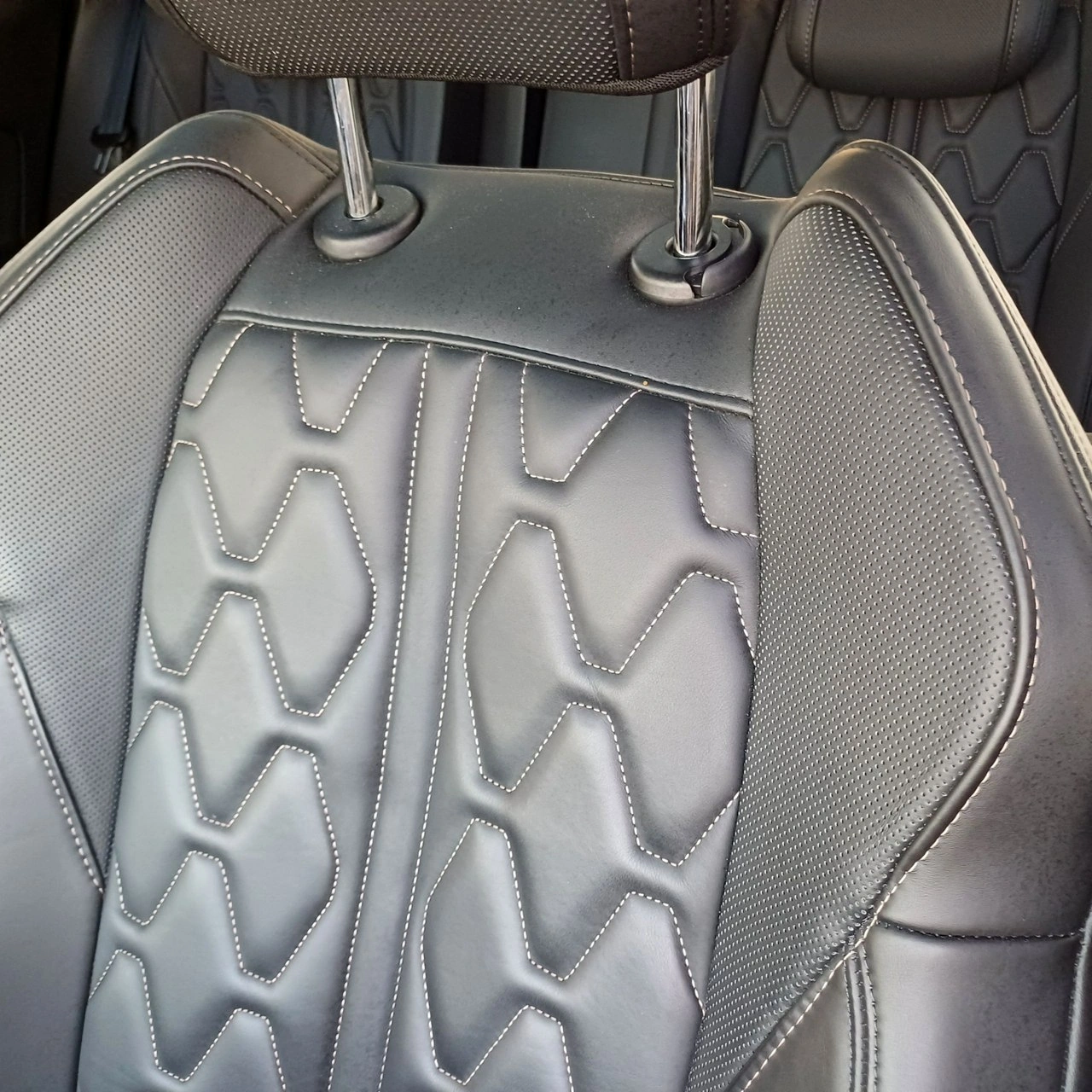 Peugeot 3008 - Zdjęcie 29