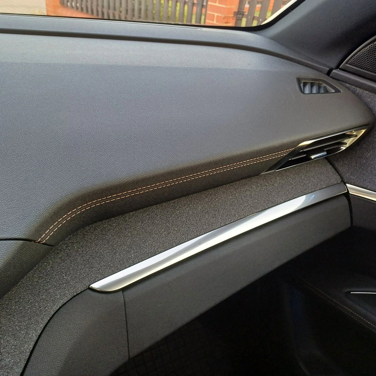 Peugeot 3008 - Zdjęcie 30