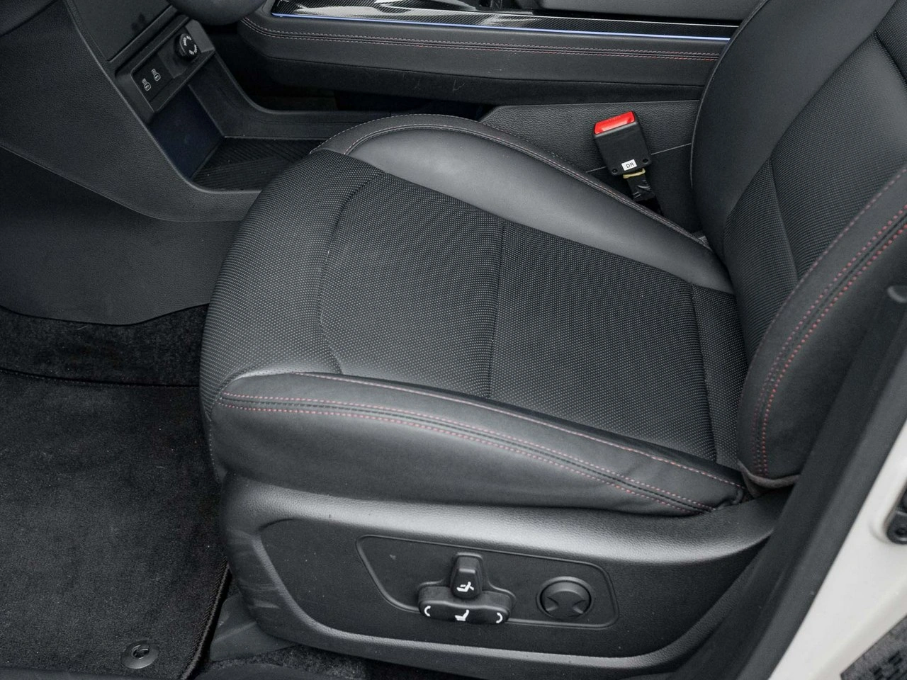 SsangYong/KGM Actyon - Zdjęcie 11