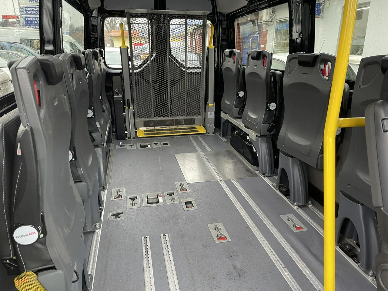 Volkswagen Crafter - Zdjęcie 11