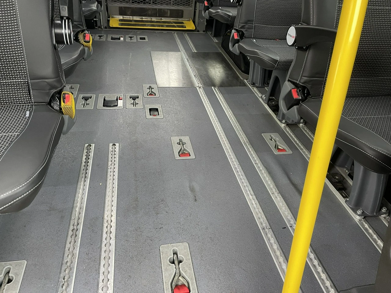 Volkswagen Crafter - Zdjęcie 12