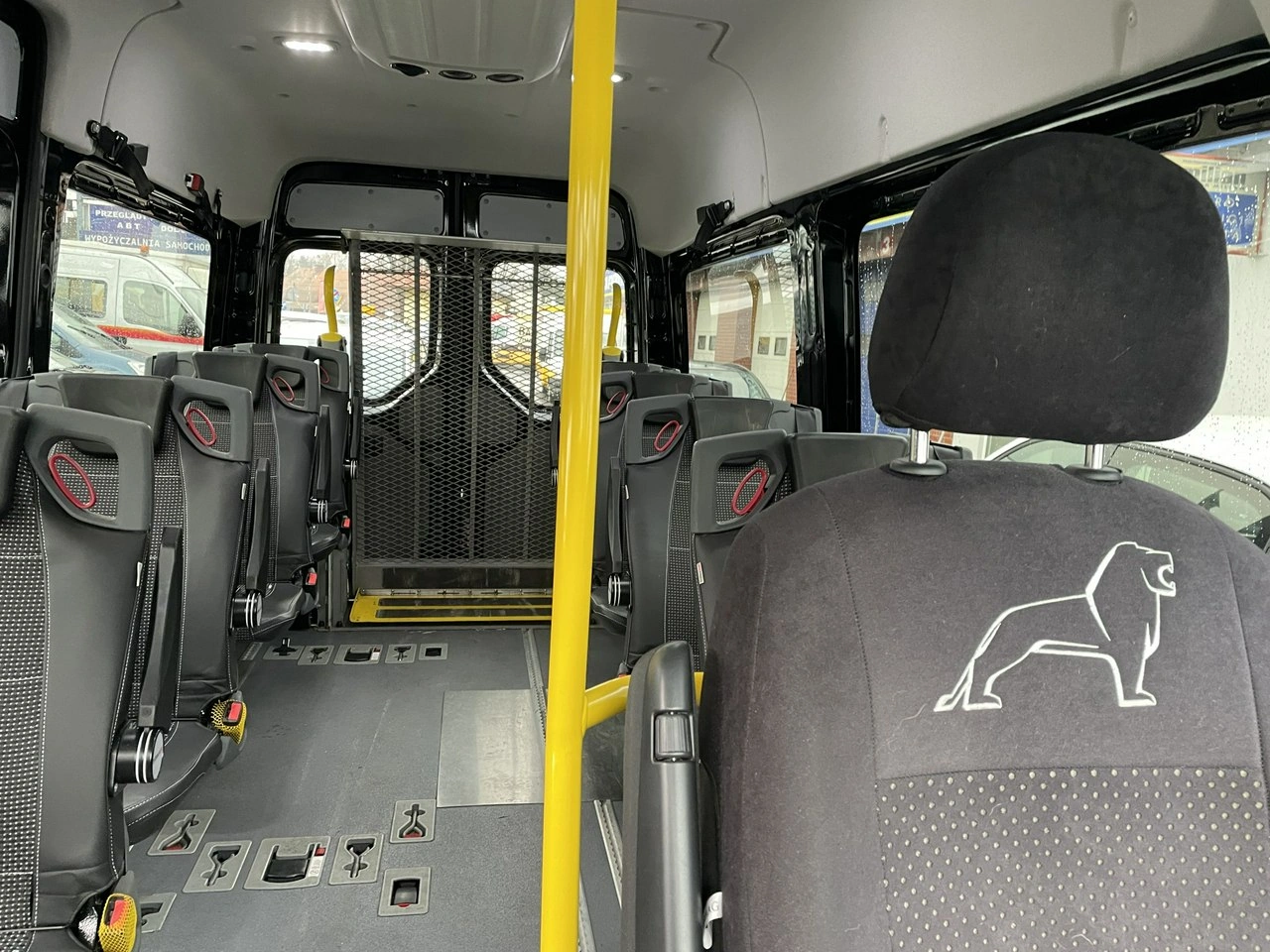 Volkswagen Crafter - Zdjęcie 24