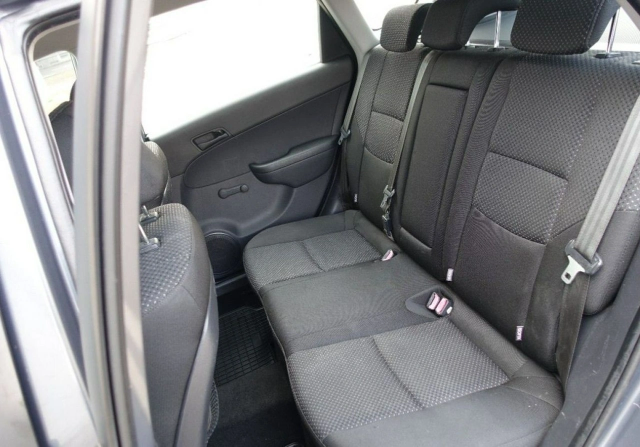 Hyundai i30 - Zdjęcie 12