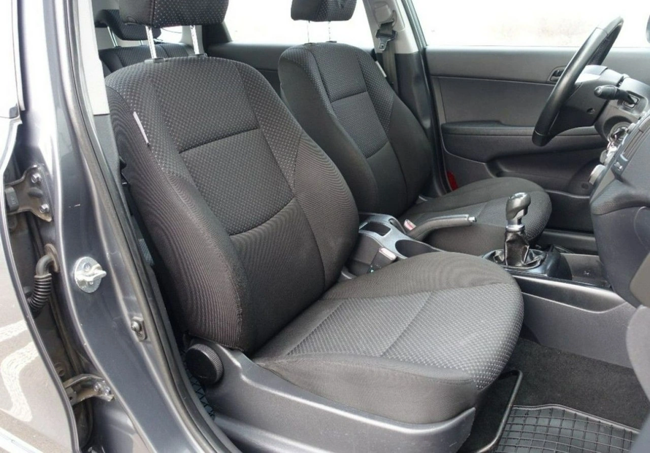 Hyundai i30 - Zdjęcie 15