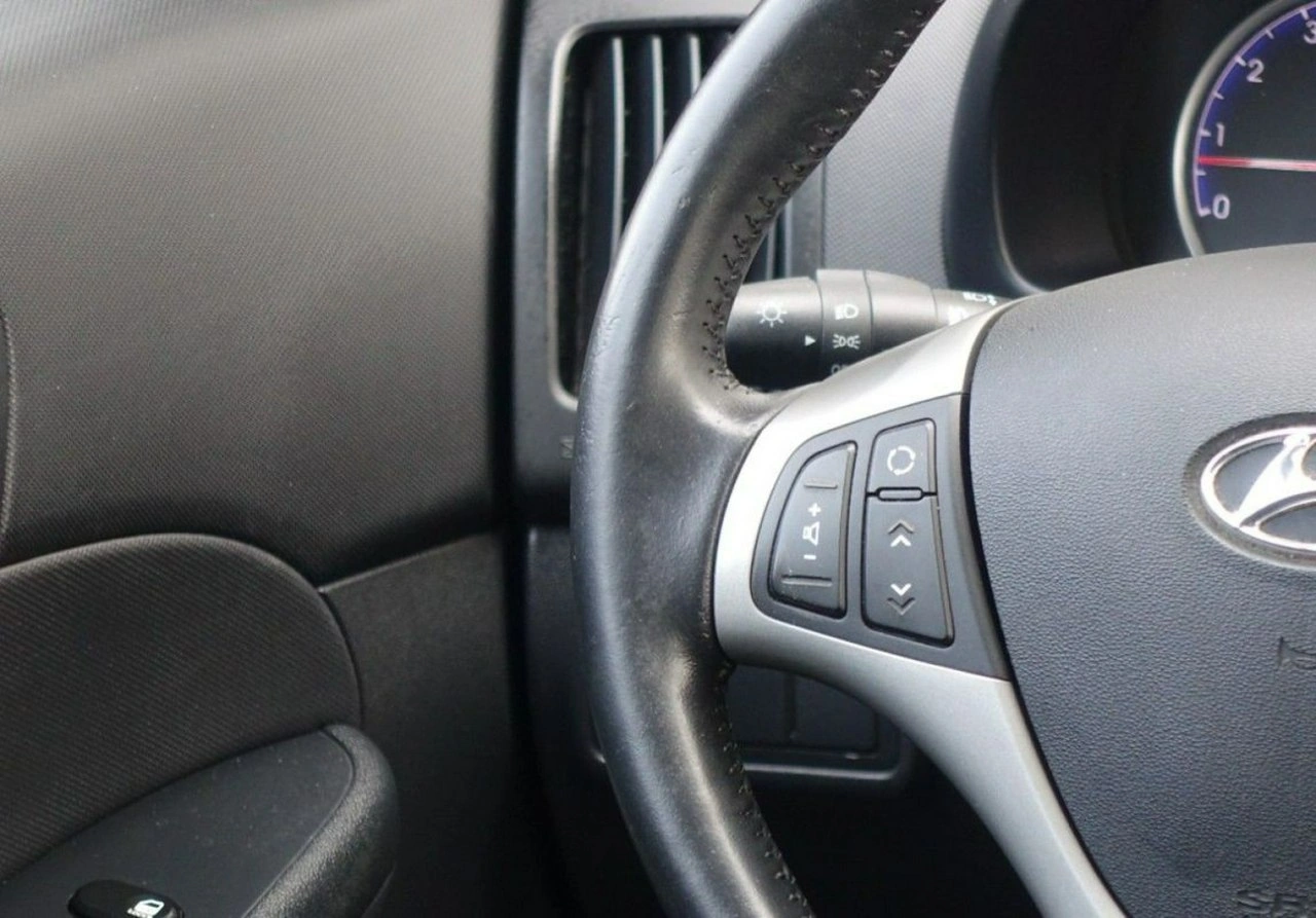 Hyundai i30 - Zdjęcie 17