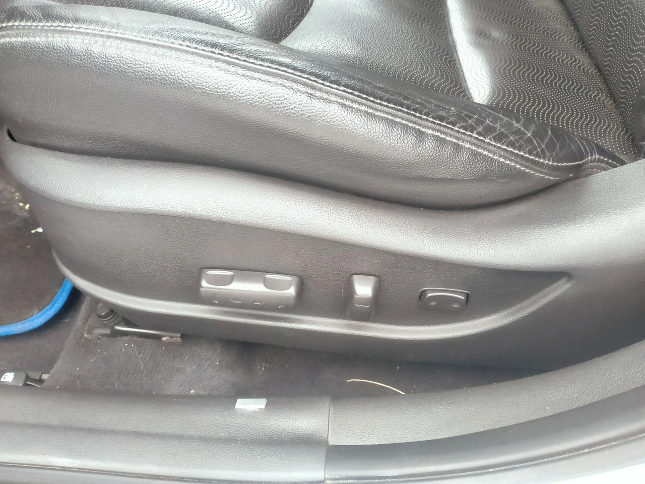 Hyundai Elantra - Zdjęcie 12